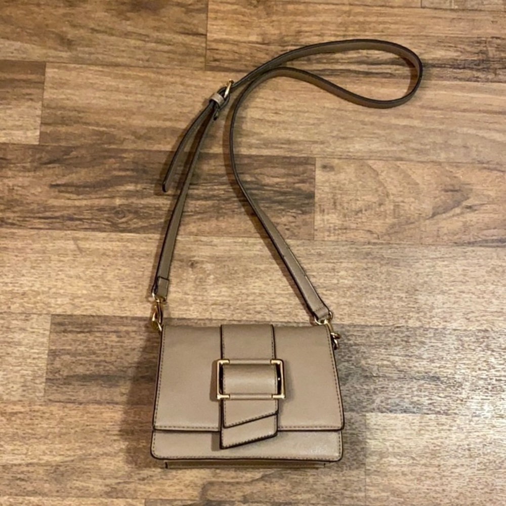 Sondra Roberts Crossbody